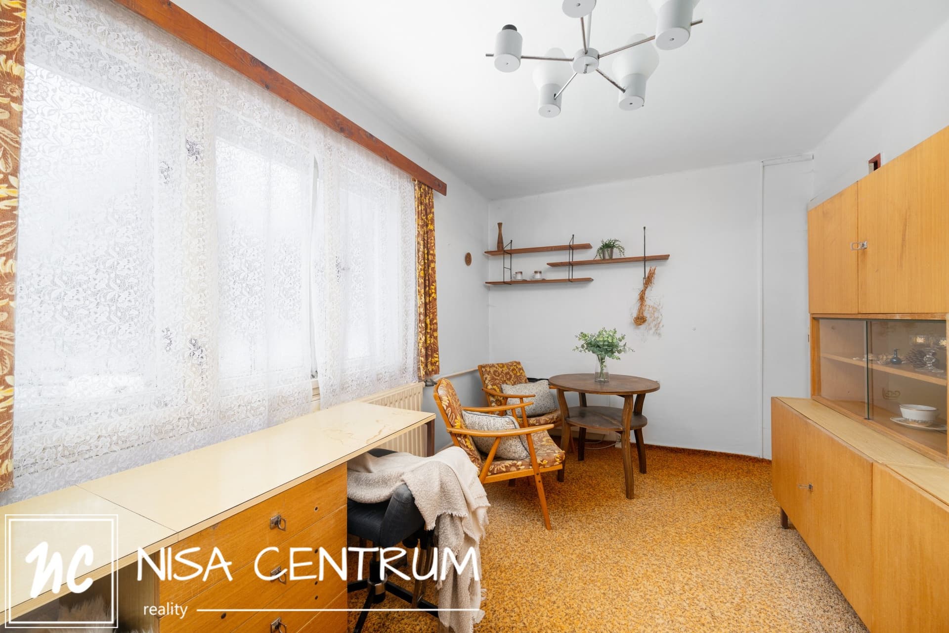 Prodej rodinného domu 220 m² - Stará Paka - Roškopov