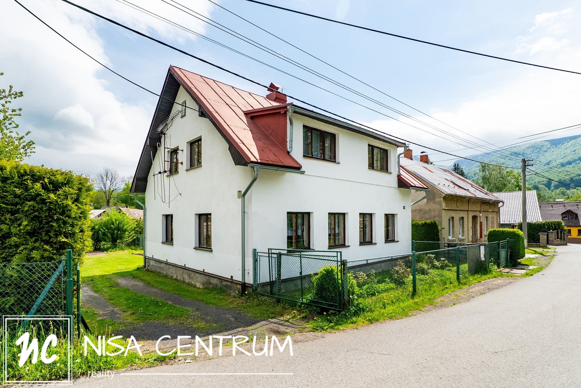 Prodej rodinného domu 220 m², Hejnice