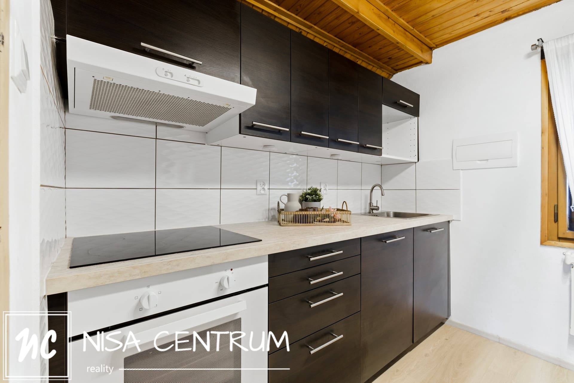 Prodej rodinného domu 220 m², Hejnice